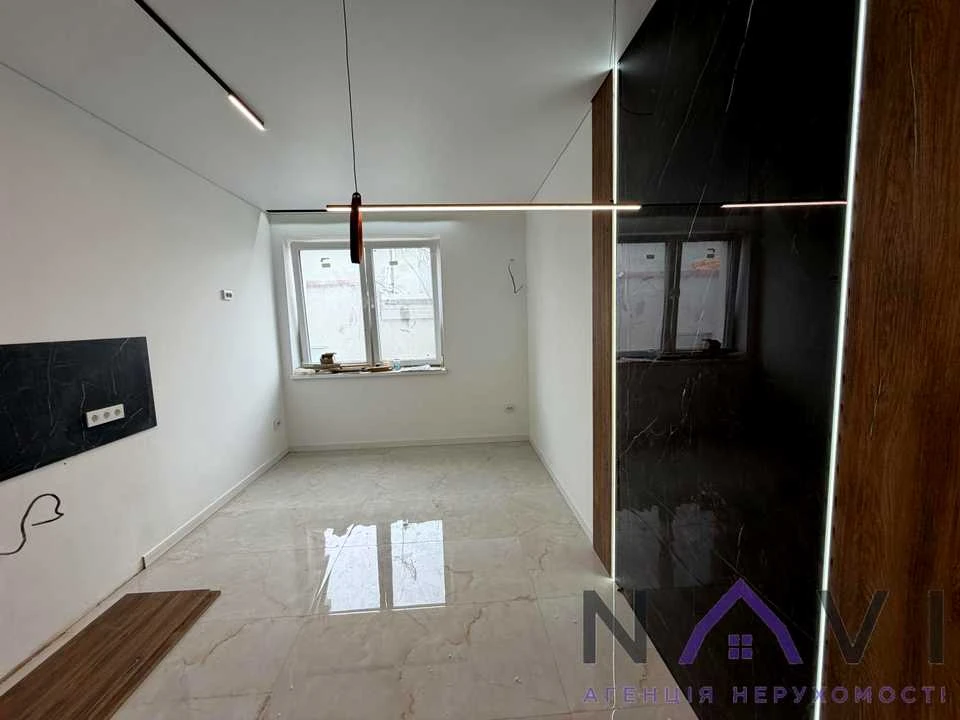 Apartment. Uzhhorod, Sobranetska St.