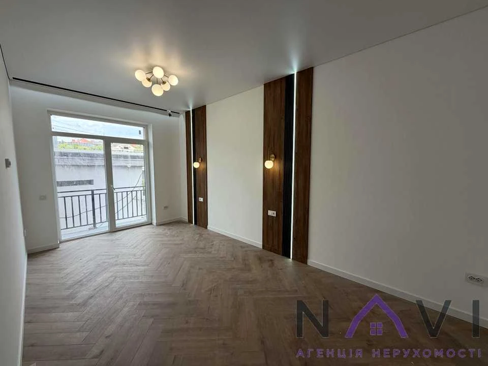 Apartment. Uzhhorod, Sobranetska St.
