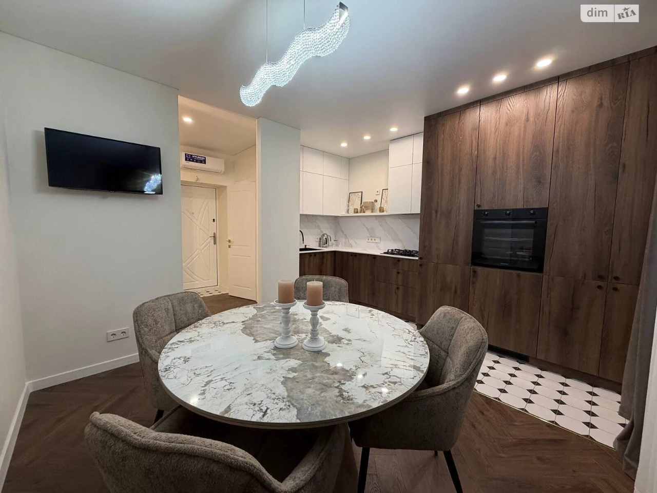 Apartment for Sale - Ozerna