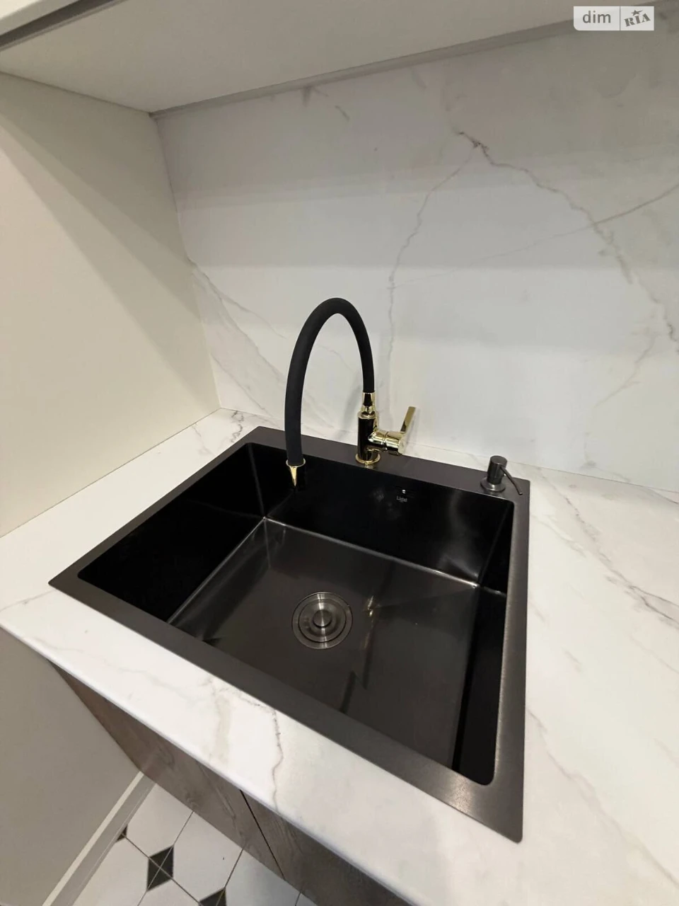 Apartment for Sale - Ozerna