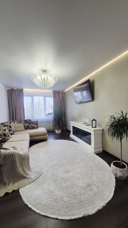 For Sale: Cozy 3-room apartment with renovation!