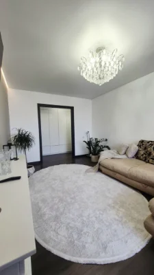 For Sale: Cozy 3-room apartment with renovation!