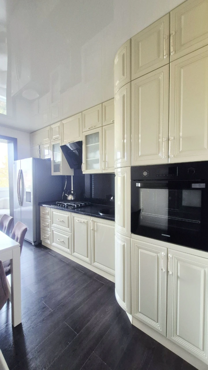 For Sale: Cozy 3-room apartment with renovation!