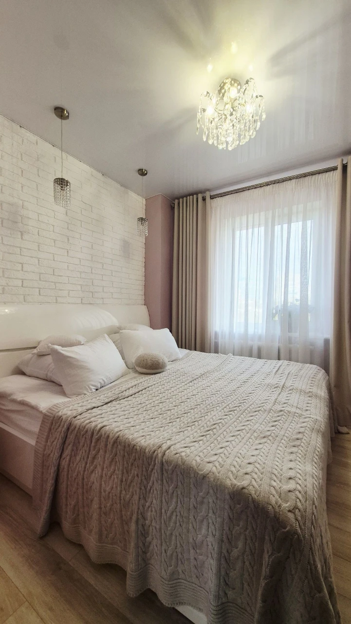 For Sale: Cozy 3-room apartment with renovation!
