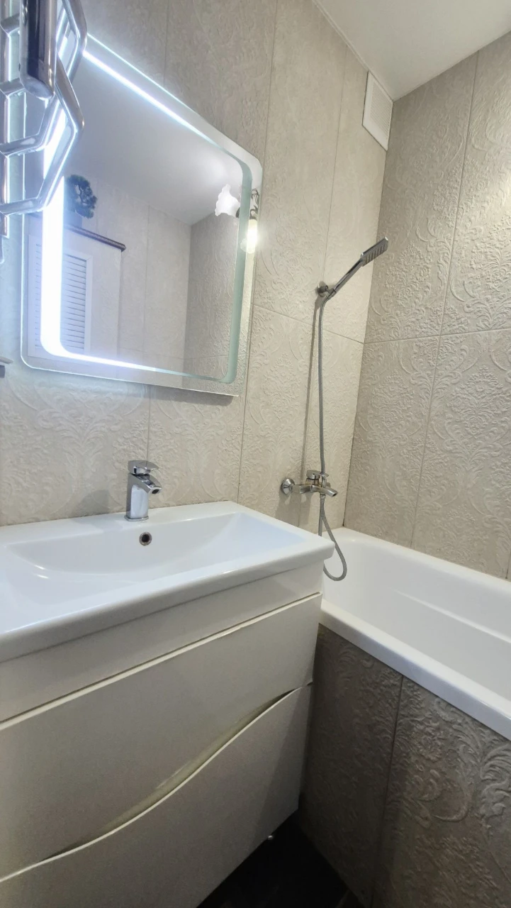 For Sale: Cozy 3-room apartment with renovation!