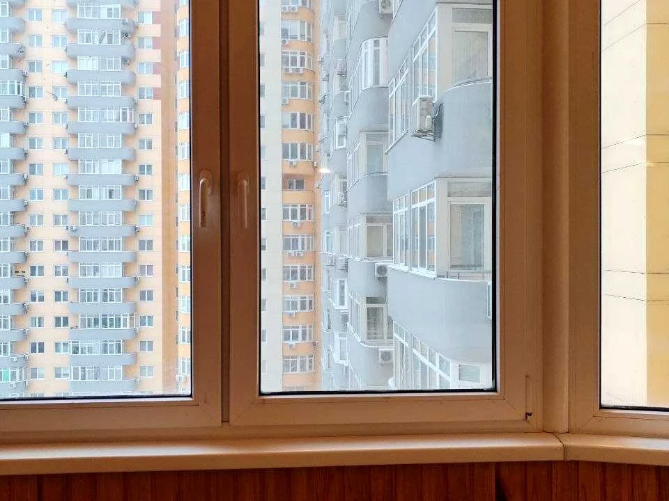 Apartment. Yuriy Kondratyuk st., Kyiv