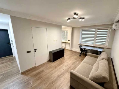 Apartment. Dnipro, Krutohirni uzviz