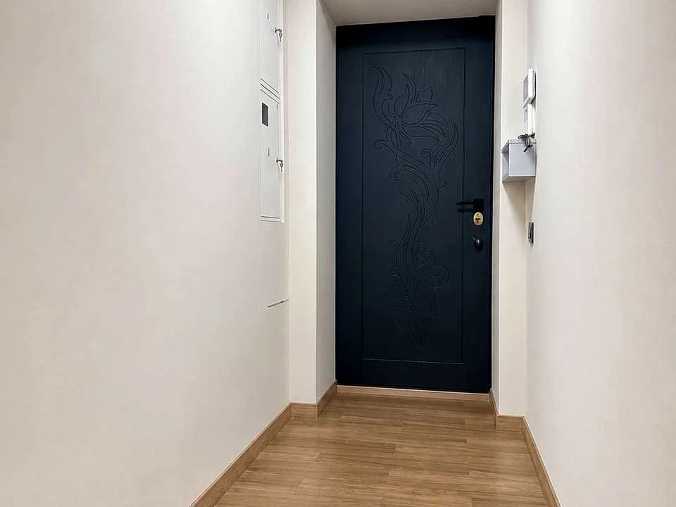 Apartment. Dnipro, Krutohirni uzviz