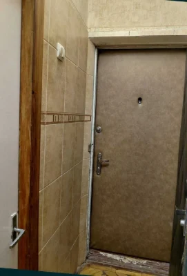 Продаж 2 кімнатної метро Зверінецька