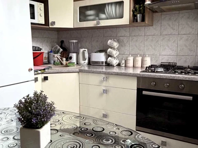 Apartment. Kyiv, Pri vokzalna street.