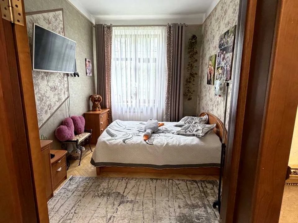 Квартира. Киев, Площа Крепостная