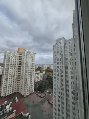 Французский бульвар 22