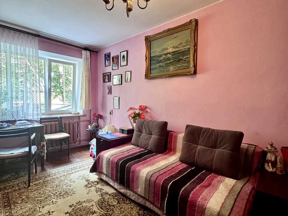 Apartment. Vinnytsia, Vasyl Pyrika Street