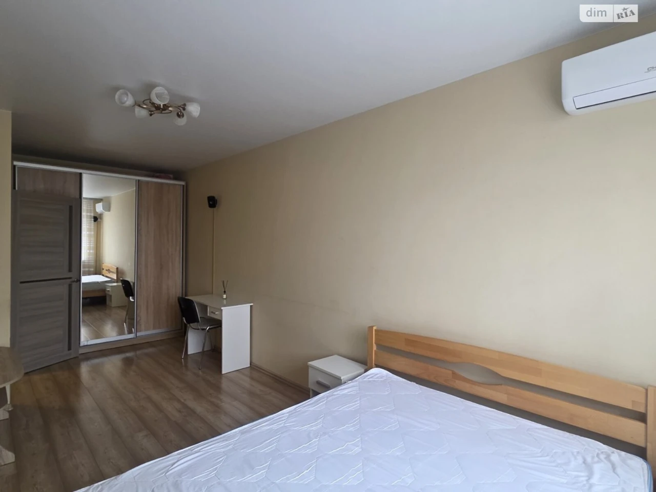 Long-Term Rental Apartment Near the Property