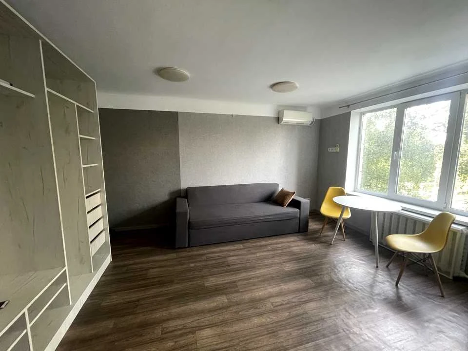 Apartment. Maschinobudniv alley, Kyiv.