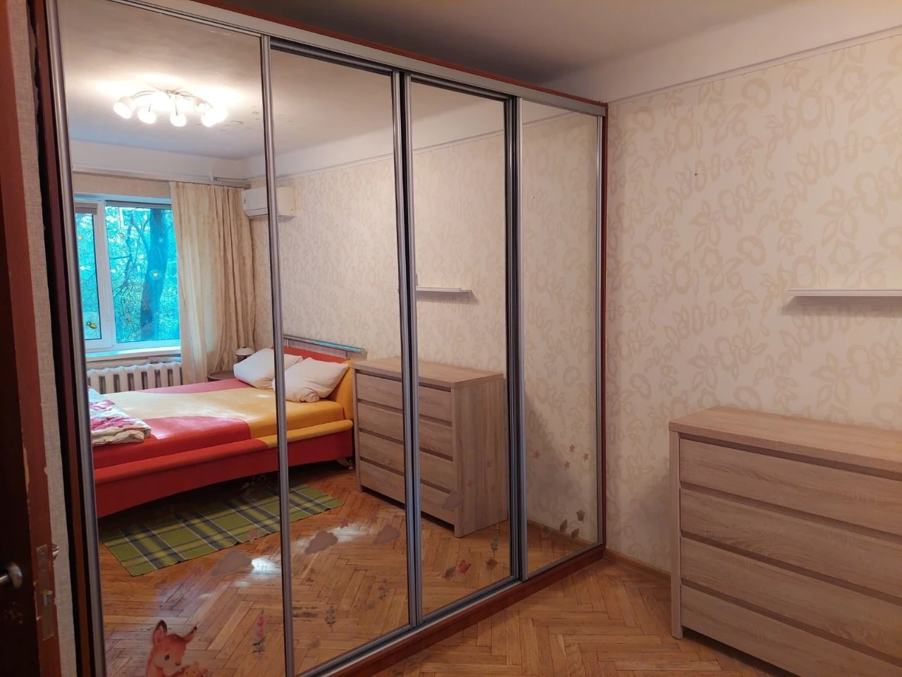 Довгострокова оренда 2-кімнатної квартири, вулиця Солом'янська