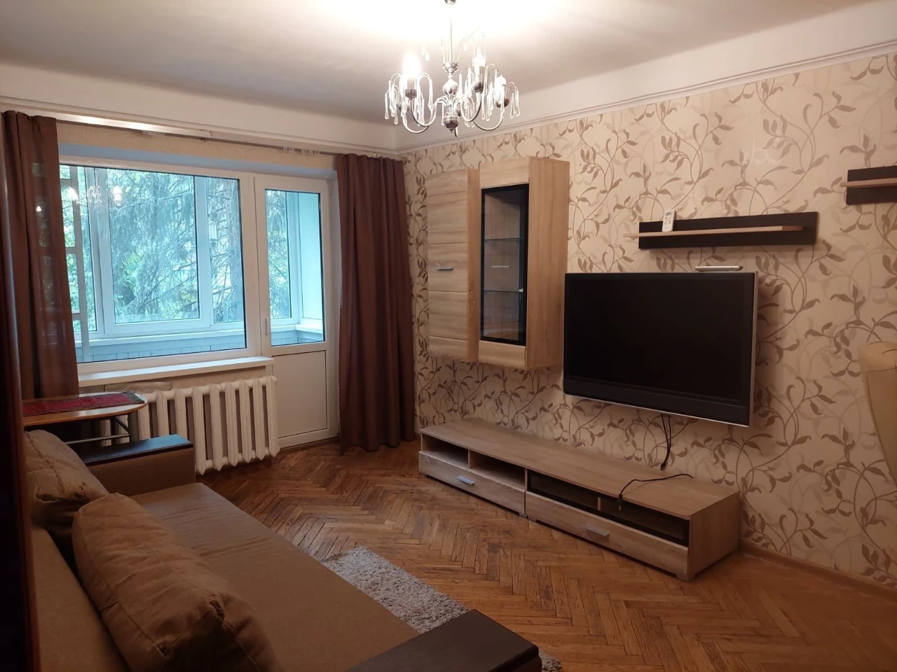 Довгострокова оренда 2-кімнатної квартири, вулиця Солом'янська