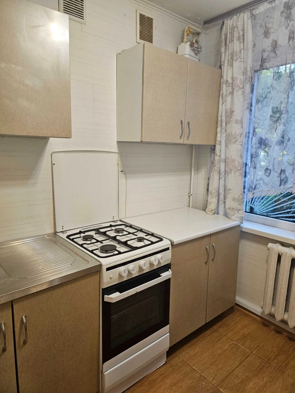 For Sale by Owner - 3-room apartment on Tairova