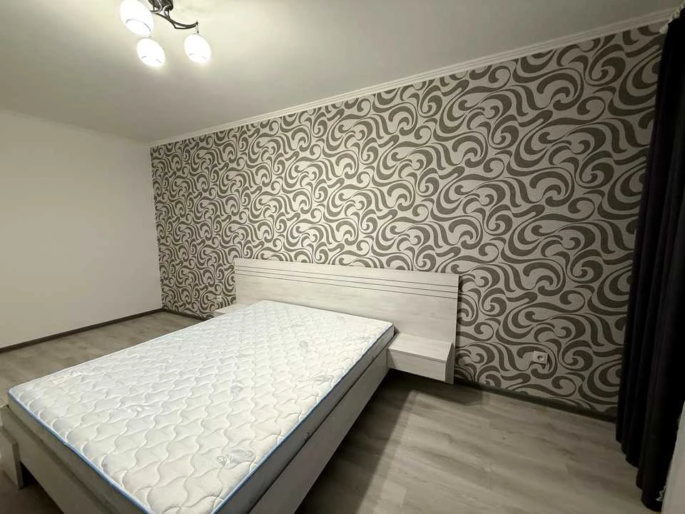Apartment. Ivano-Frankivsk, Vysochana st.