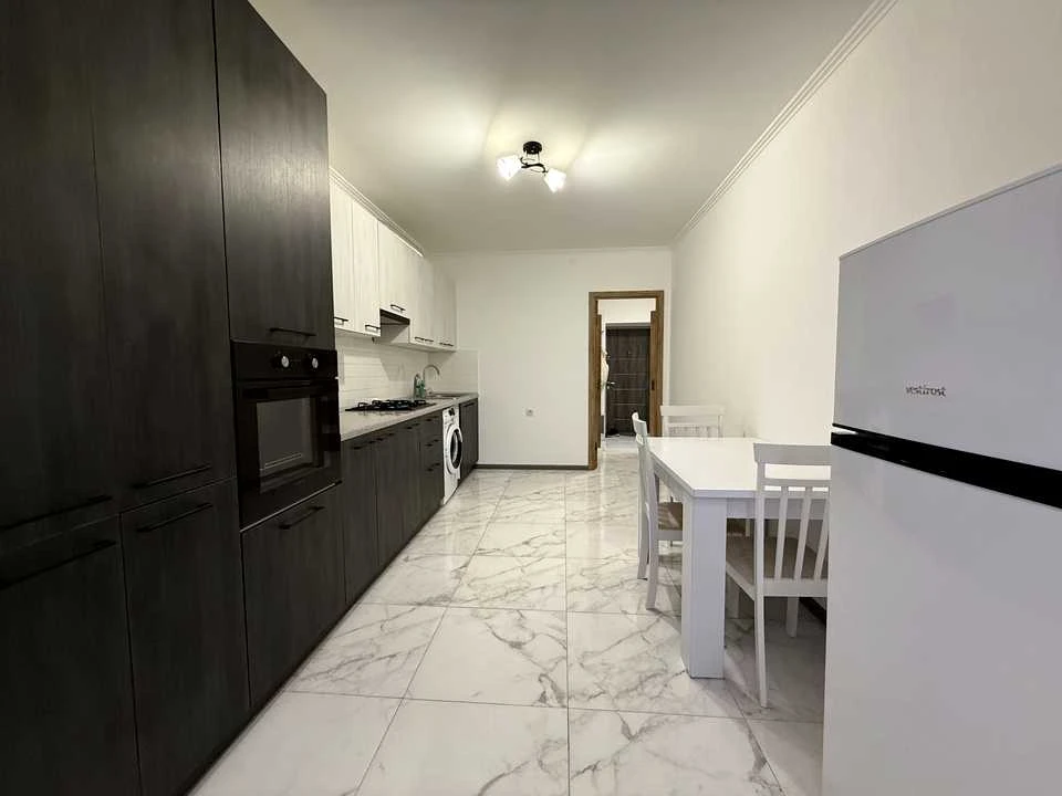 Apartment. Ivano-Frankivsk, Vysochana st.