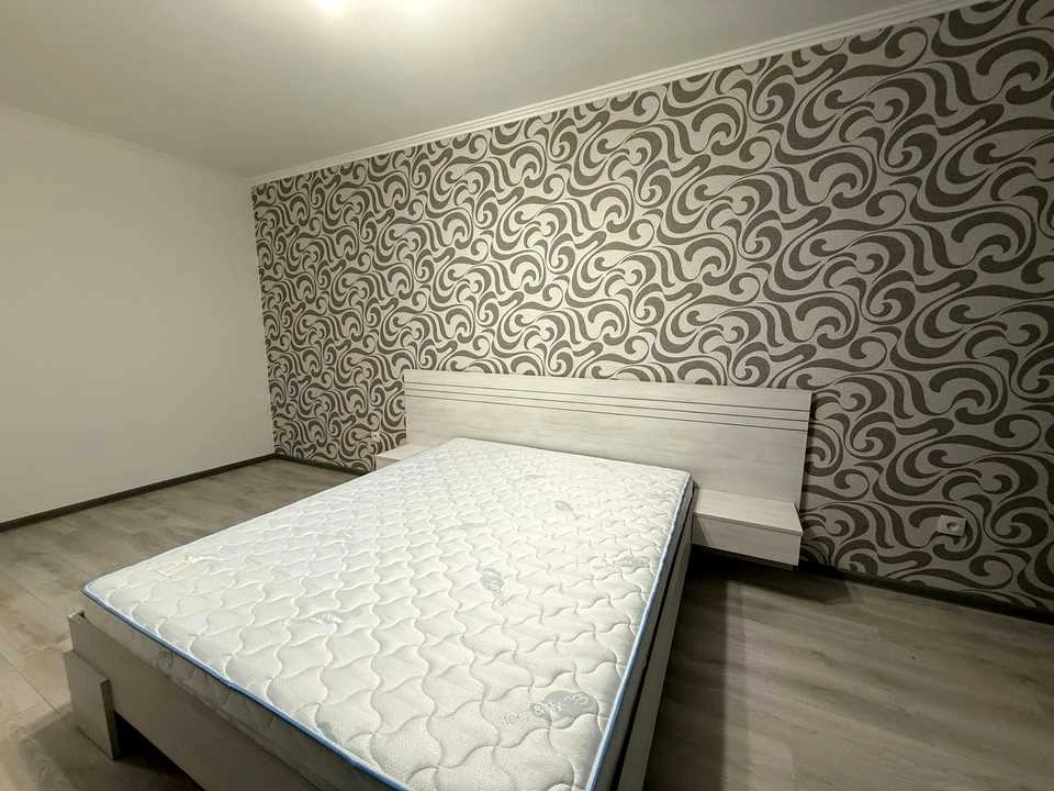 Apartment. Ivano-Frankivsk, Vysochana st.