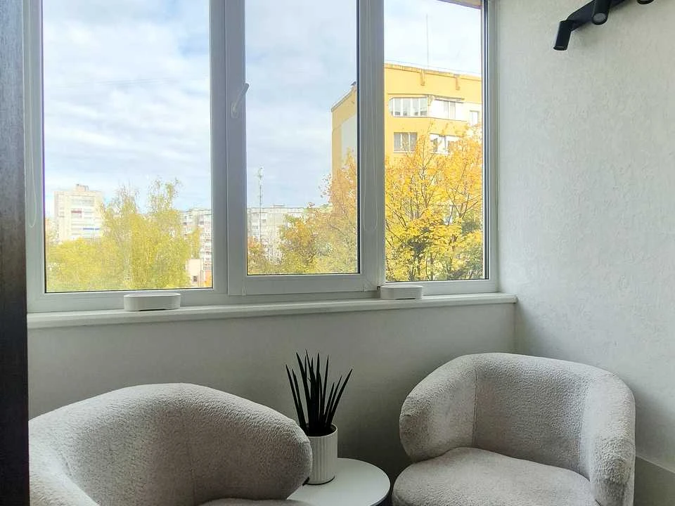 Apartment. Eugene Konovalets Street, Lvov