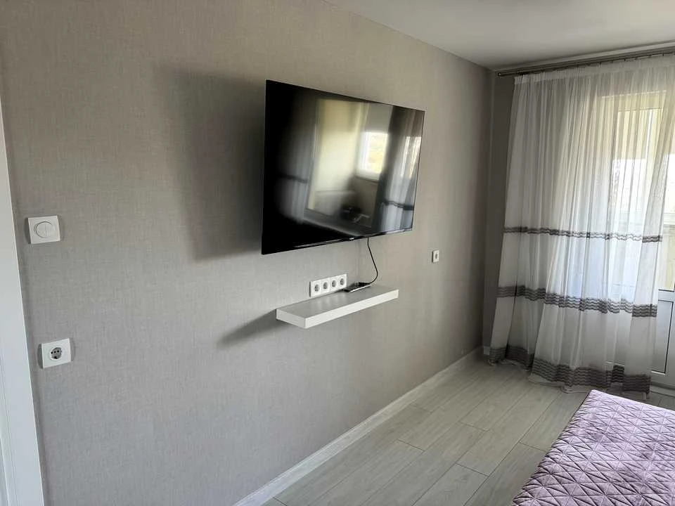 Apartment. Yasynuvat Street, Kyiv