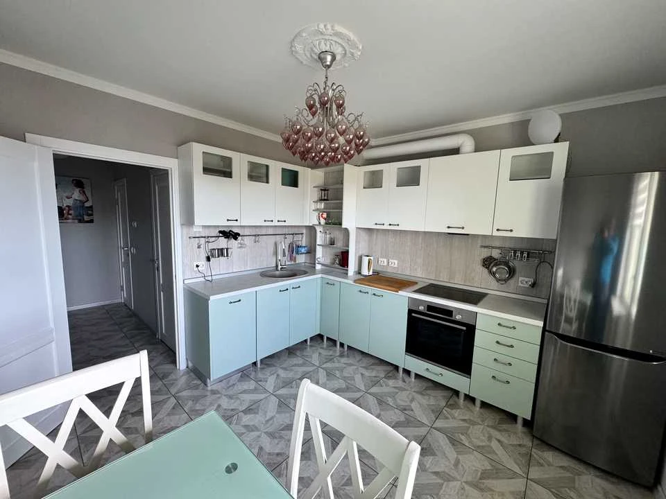 Apartment. Yasynuvat Street, Kyiv