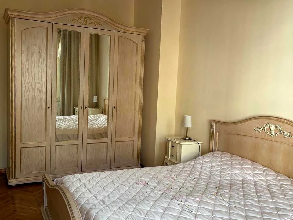 Apartment. Marka Vovchyk Street, Lviv