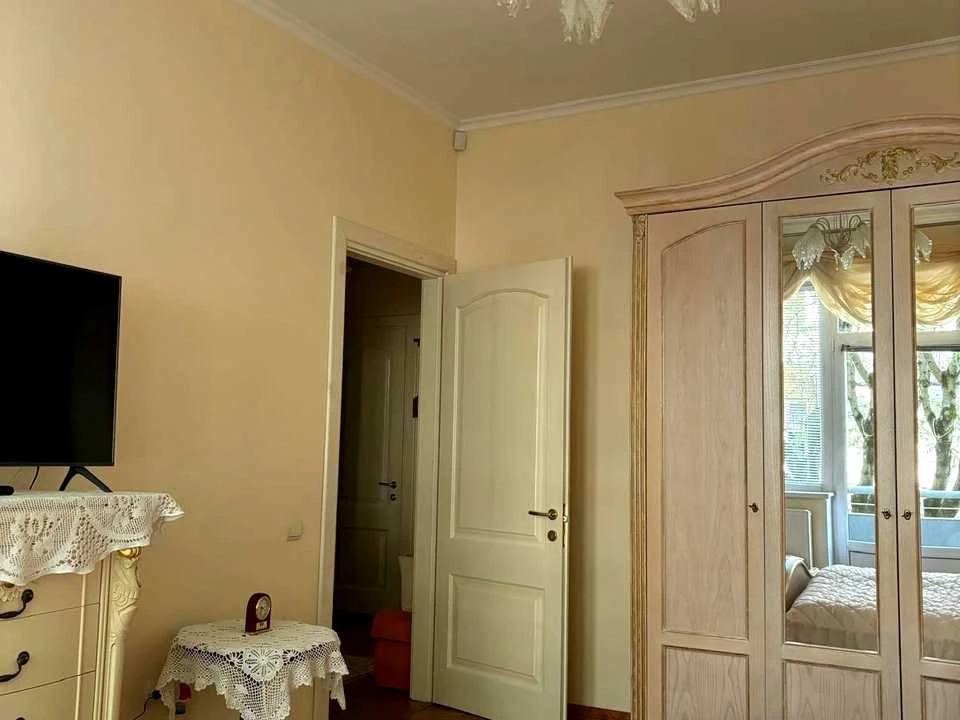 Apartment. Marka Vovchyk Street, Lviv
