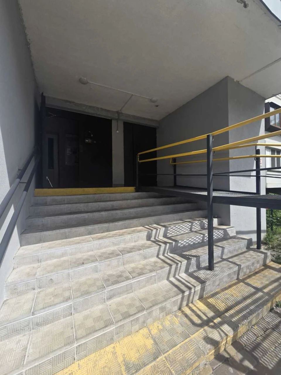 Продажа 2-комнатной квартиры 60 м², улица Михаила Котельникова