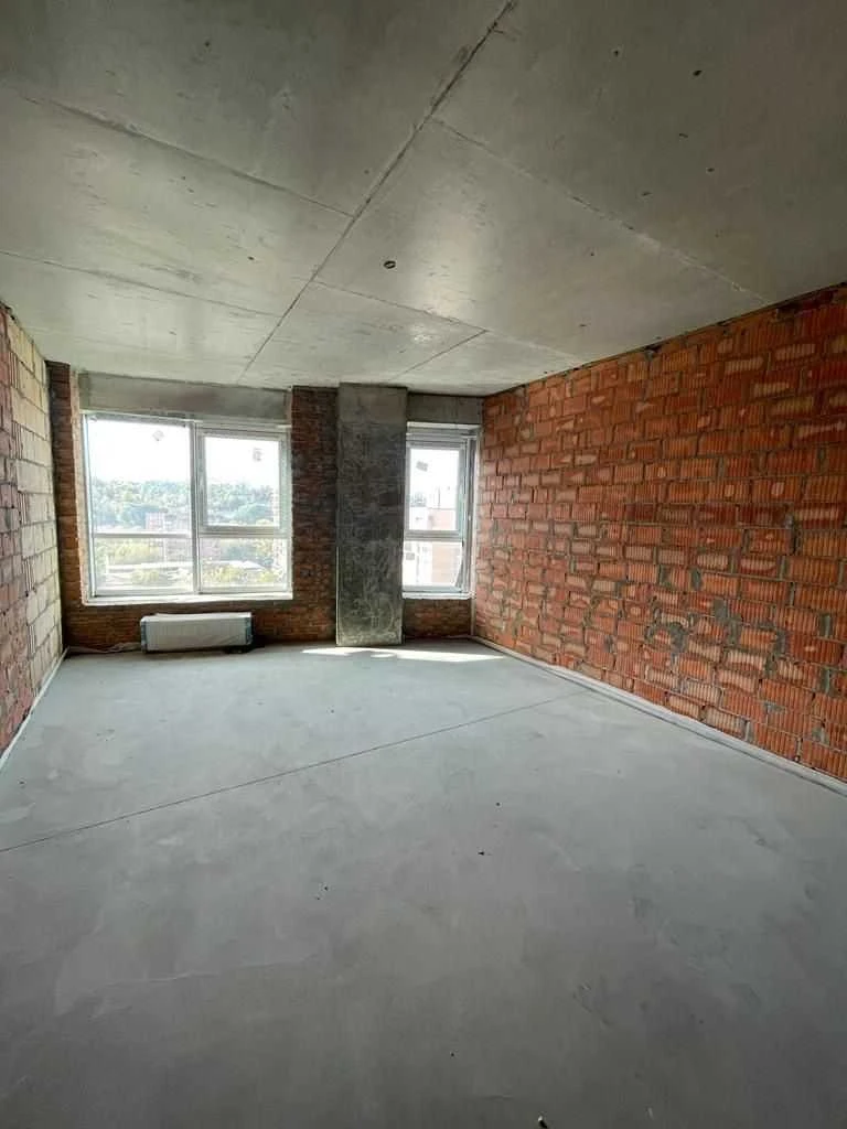 Sale of a 2-bedroom apartment 100 sq m, Vladimir Antonovich Street