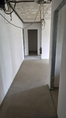 Three-room apartment, owner.