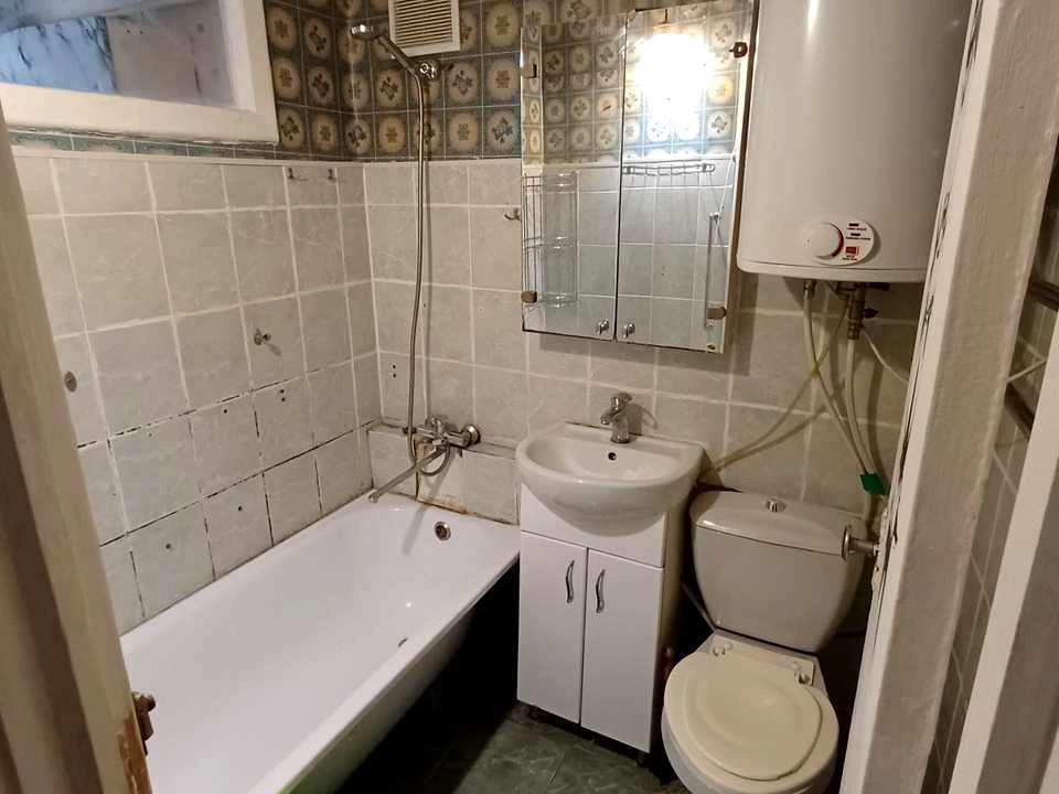 Apartment. Odessa, Misychnyy Prospect.