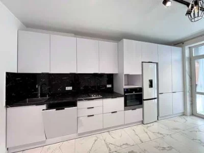 Продам квартиру 3 комнаты жк Фаворит Житомир
