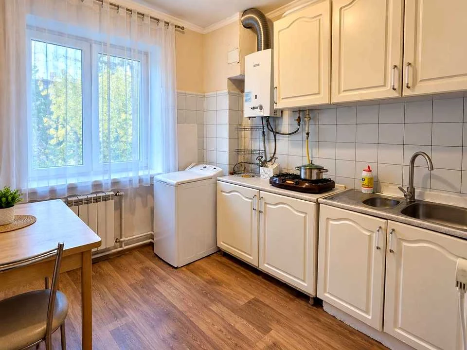 Apartment. Nizhniy Yurkivska St., Kyiv