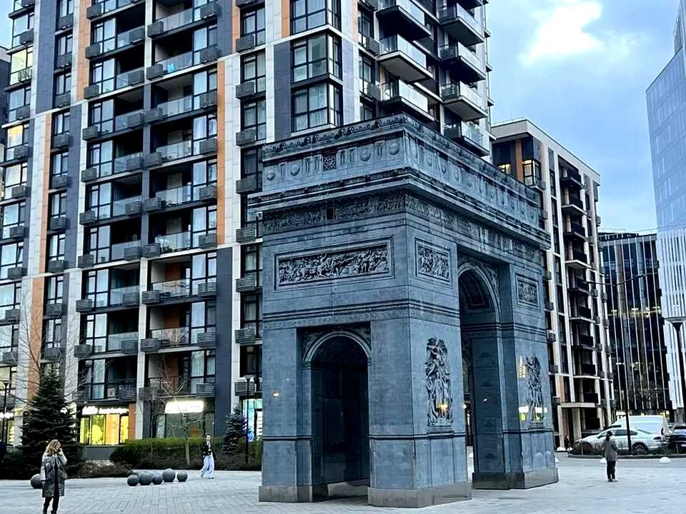 Квартира. Киев, Предславинская ул.