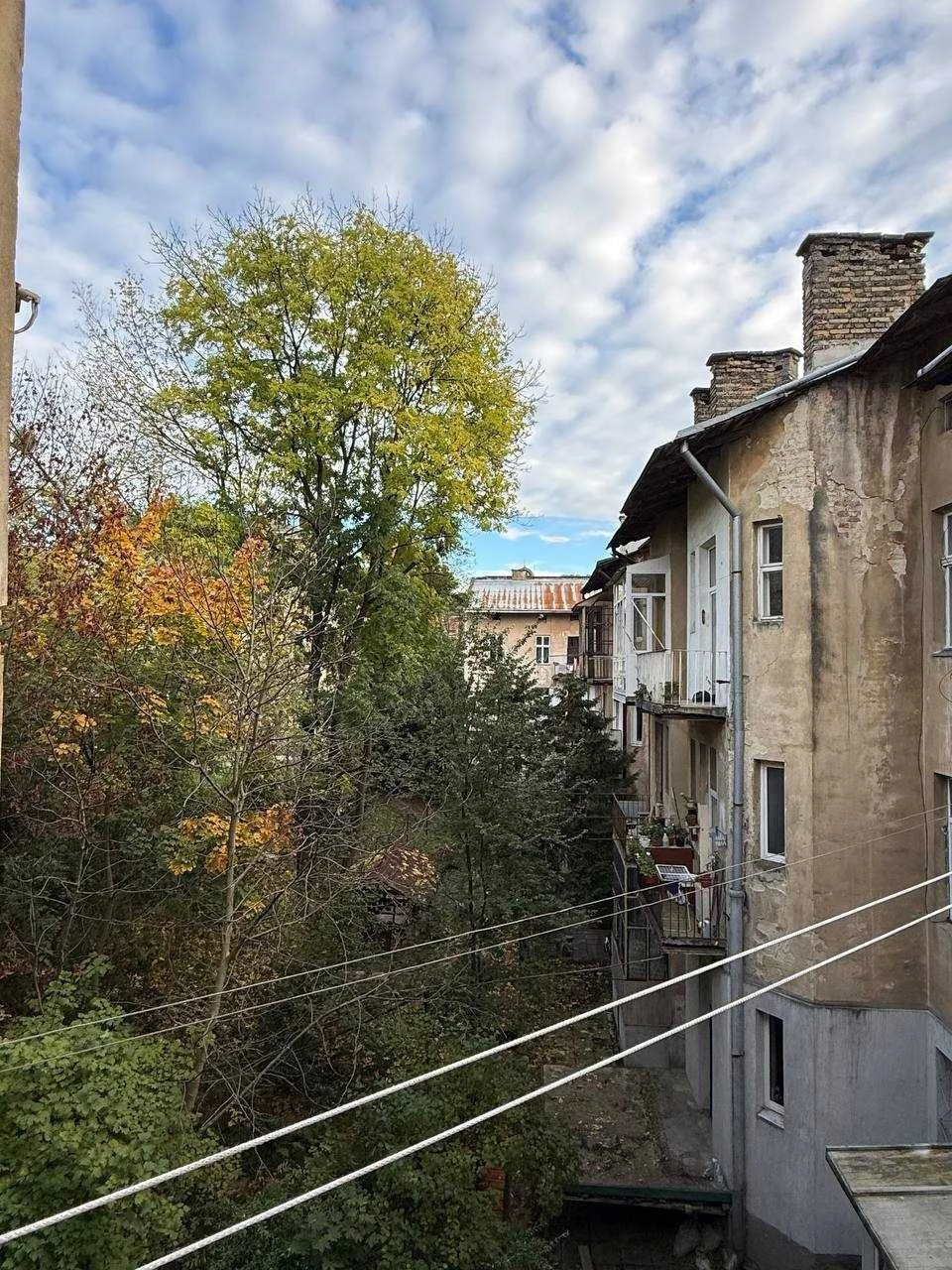 Продаж 2-кімнатній квартири на вул. Снопківська, біля Стрийського ринку