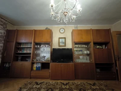 For sale 3-room apartment in the historical center of Kyiv