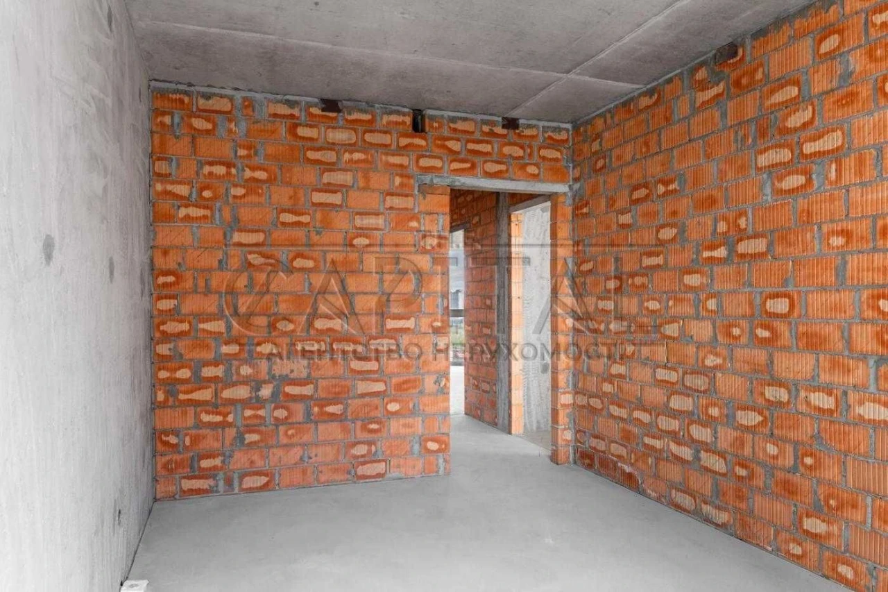 ПРОДАЖ / Квартира, 3 кімнати, ЖК "Зарічний"