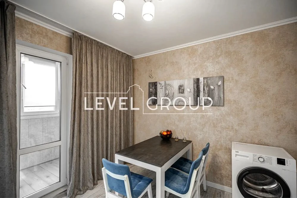 2-кімнатна квартира 66,3 м² з ремонтом | ЖК «Патріотика» | Осокорки