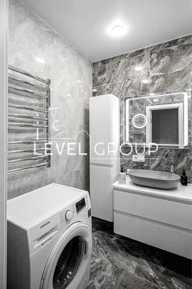 2-кімнатна квартира 66,3 м² з ремонтом | ЖК «Патріотика» | Осокорки