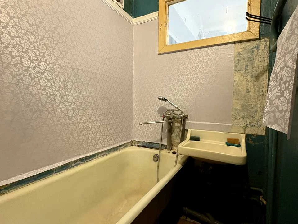 Квартира. Київ, Героїв Космосу вул.