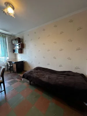 For Sale: 3 rooms, Victory — 1