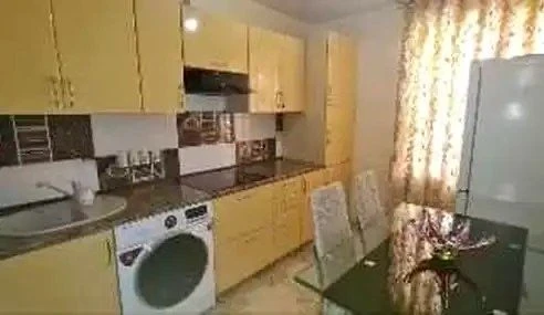 1-ком квартира с ремонтом ТЦ Семья
