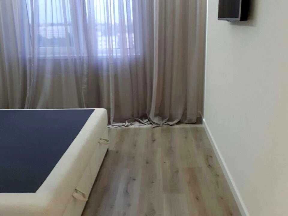 Apartment. Odessa, Sredny Fontannaya st.