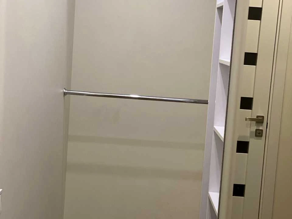Apartment. Odessa, Sredny Fontannaya st.