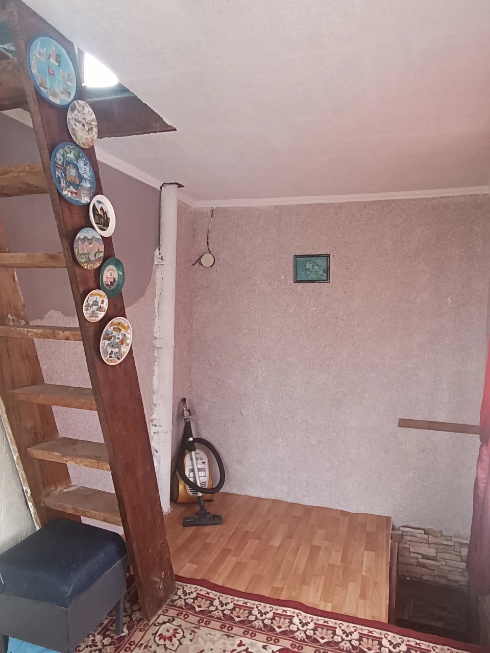 For Sale: Cottage in SMT Kashtan