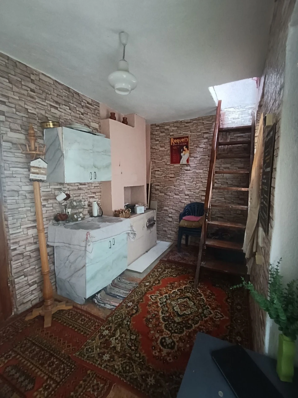 For Sale: Cottage in SMT Kashtan