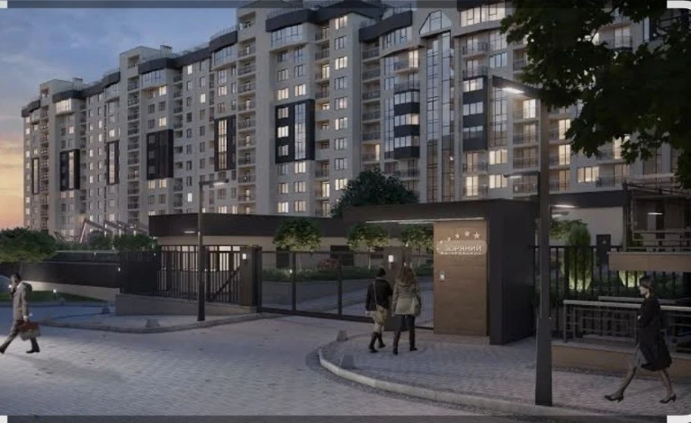 For Sale: 4-bedroom apartment in a new building in the city center, Hertz Street.
